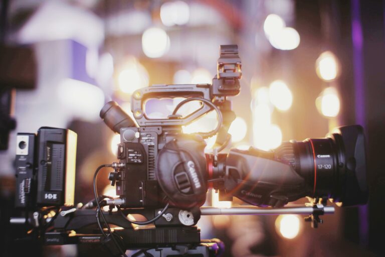 AI is not just an opportunity or a threat – it’s both By Chris Black, Chief Marketing Officer, Vizrt.